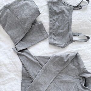 Aritzia 3 pc Set - Gray Leggings / Bra / Jacket